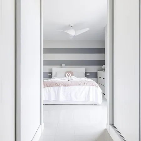 A&n Luxury Pent-house La Vega דירה טורה דל מאר